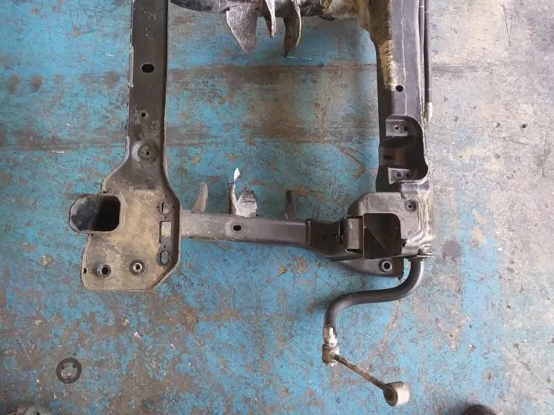 Puente Delantero para Jeep Commander