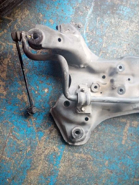 Puente Delantero para Kia Carens ( )