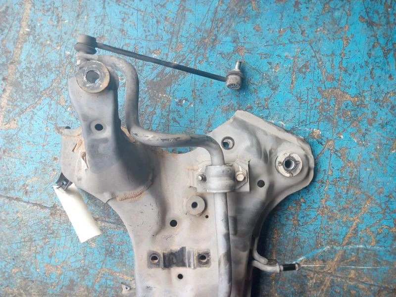 Puente Delantero para Kia Carens ( )