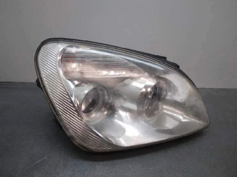 Faro Derecho para Kia Carens (Un)