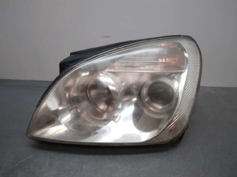 Faro Izquierdo para Kia Carens (Un)