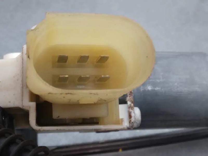 Elevalunas Delantero Izquierdo para Ford Mondeo Ber. (Ca2)