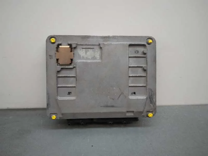 Centralita Motor Uce para Seat Ibiza St (6J8)