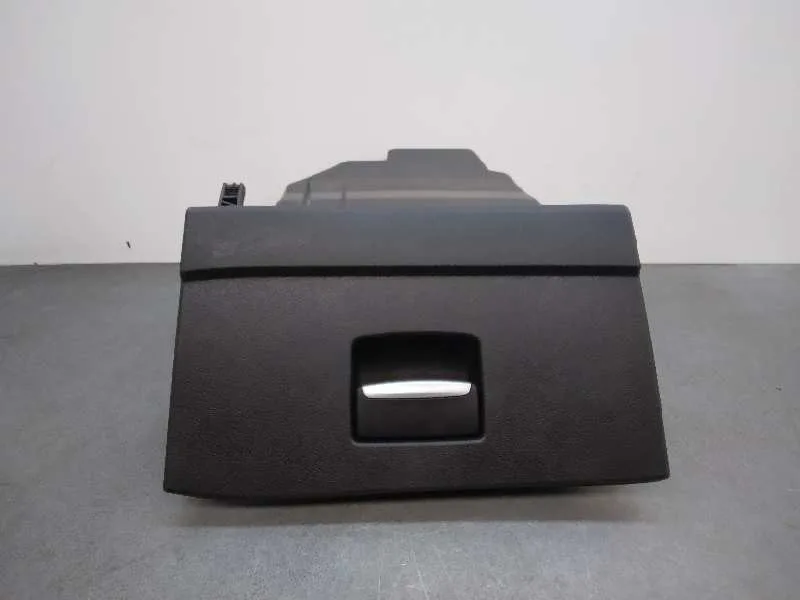 Guantera para Ford Mondeo Ber. (Ca2)