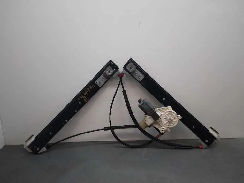 Elevalunas Delantero Derecho para Ford Mondeo Ber. (Ca2)