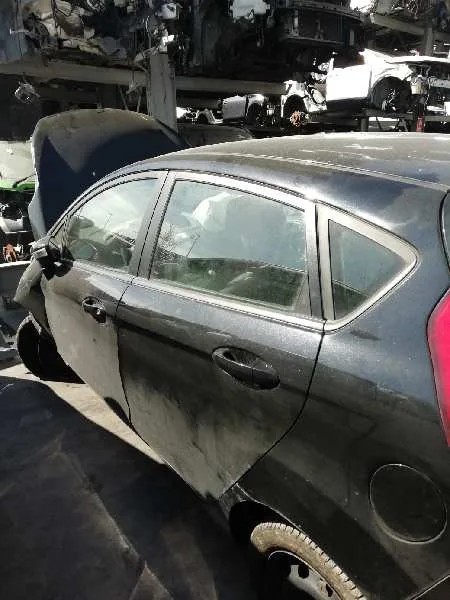 Puerta Trasera Izquierda para Ford Fiesta (Cb1)