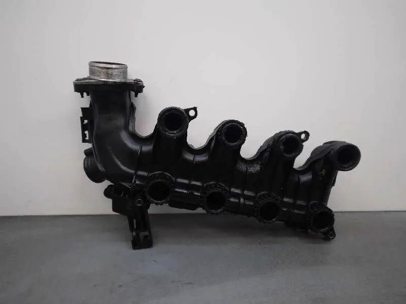 Colector Admision para Ford Focus Berlina (Cap)