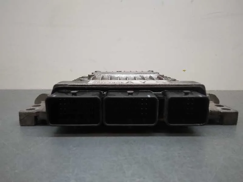 Centralita Motor Uce para Nissan Qashqai (J10)