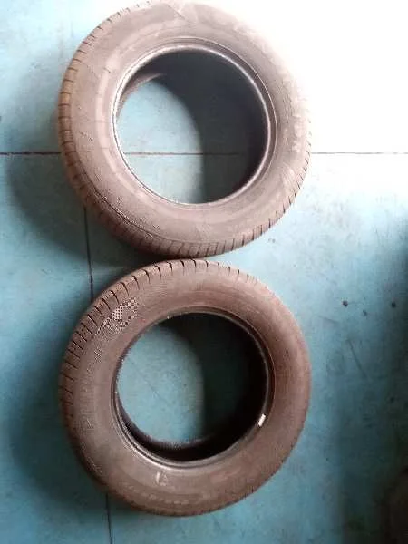 Neumatico para Jeep Commander