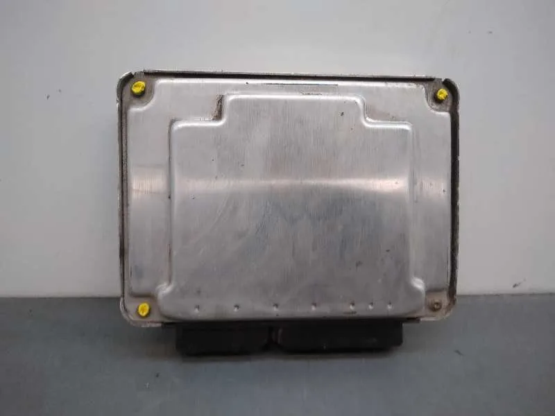 Centralita Motor Uce para Seat Ibiza (6L1)