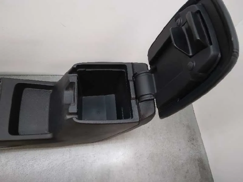 Apoyabrazos Central para Ford Focus