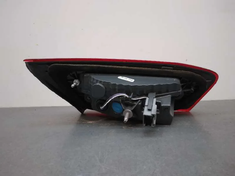 Piloto Trasero Derecho Interior para Ford Focus