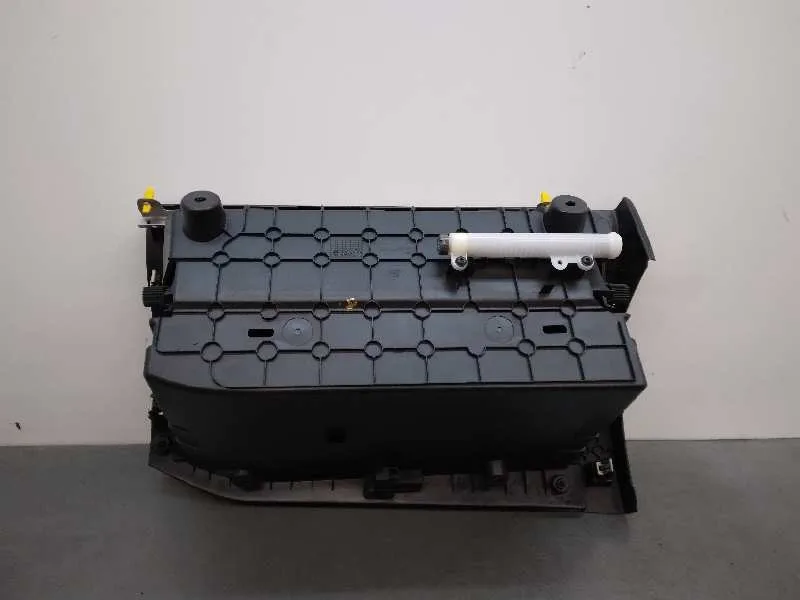 Guantera para Ford Focus