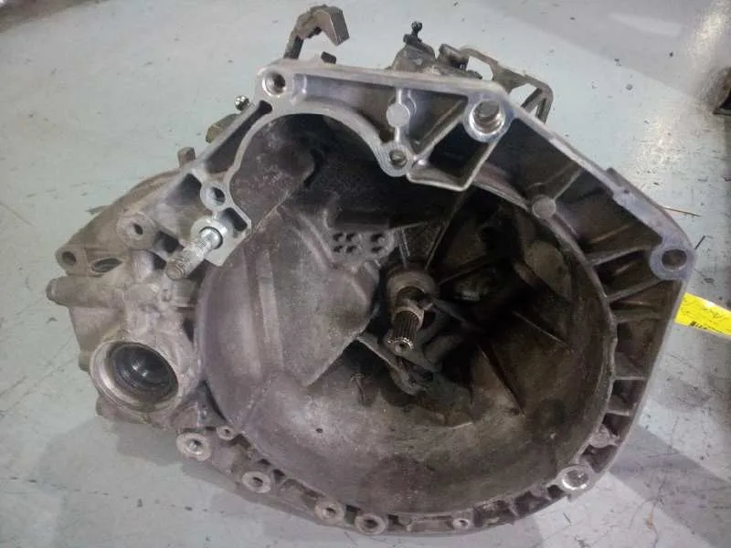 Despiece Caja Cambios para Fiat Punto Berlina (188)