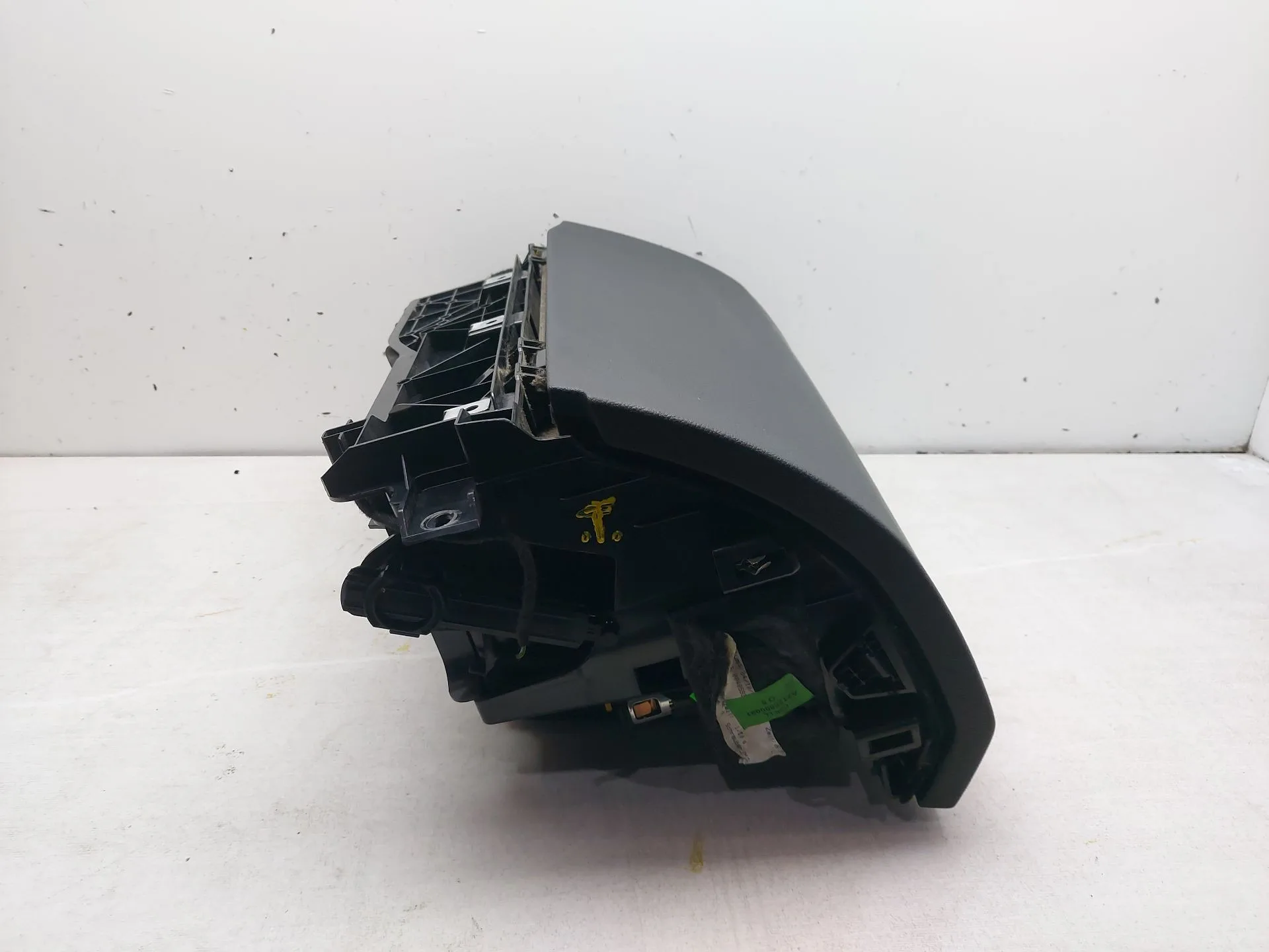 Guantera para Mercedes-Benz Clase E (W212) Lim.