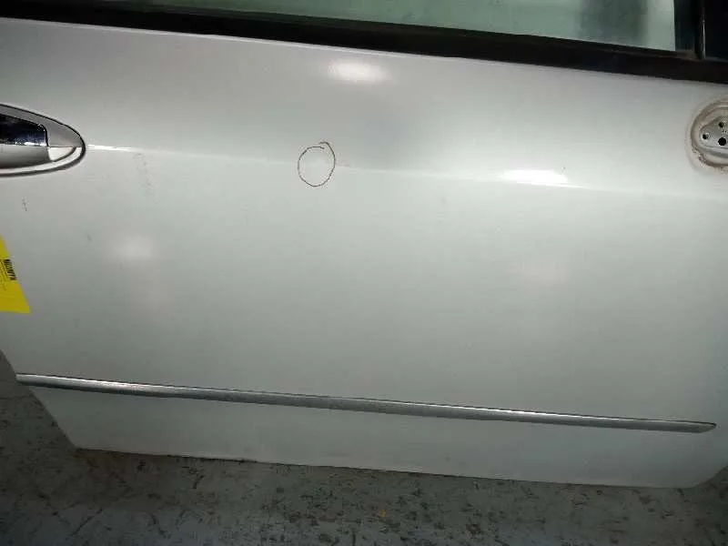 Puerta Delantera Derecha para Fiat Linea (110)