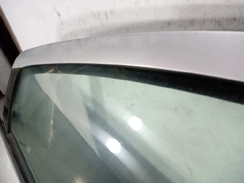 Puerta Delantera Izquierda para Fiat Linea (110)