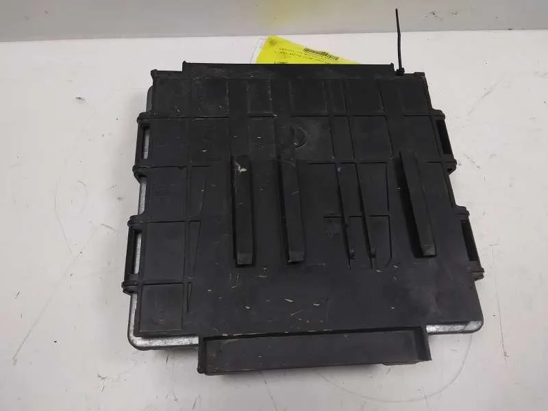 Centralita Motor Uce para Opel Astra J Lim.