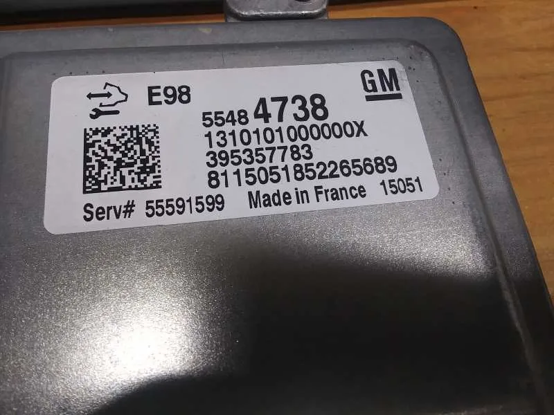 Centralita Motor Uce para Opel Astra J Lim.