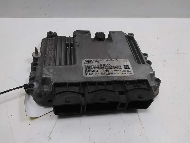 Centralita Motor Uce para Ford Focus Berlina (Cap)