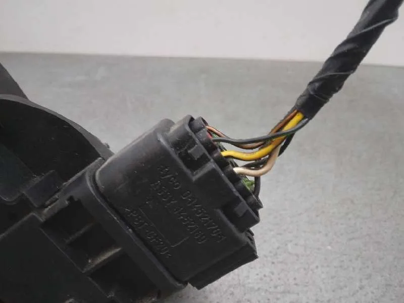 Cerradura Puerta Delantera Izquierda para Ford Focus Berlina (Cap)