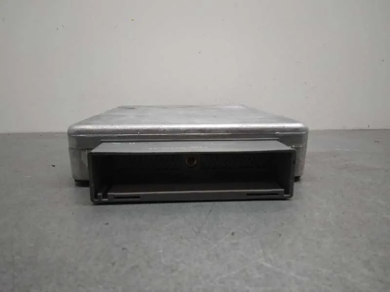 Centralita Motor Uce para Ford Focus Berlina (Cak)