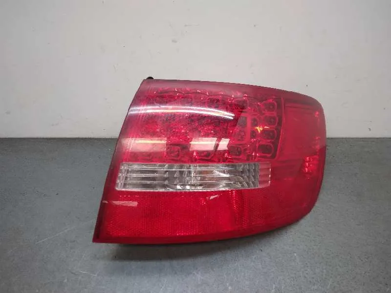 Piloto Trasero Derecho para Audi A6 Avant (4F2)
