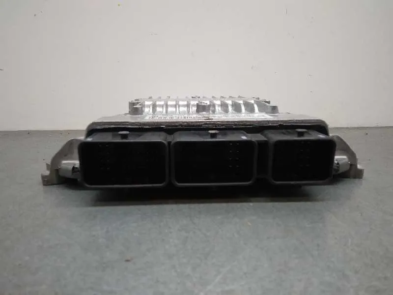 Centralita Motor Uce para Peugeot 407