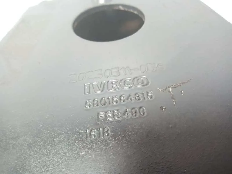 Brazo Suspension Inferior Delantero Izquierdo para Iveco Daily Furgon