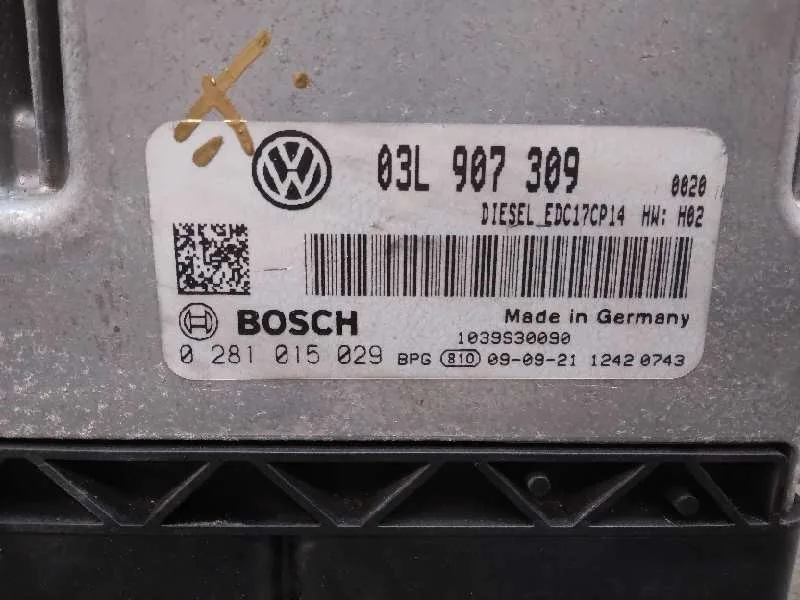 Centralita Motor Uce para Volkswagen Passat Berlina (3C2)
