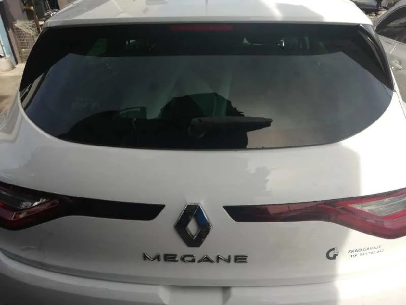 Porton Trasero para Renault Megane Iv Berlina 5P