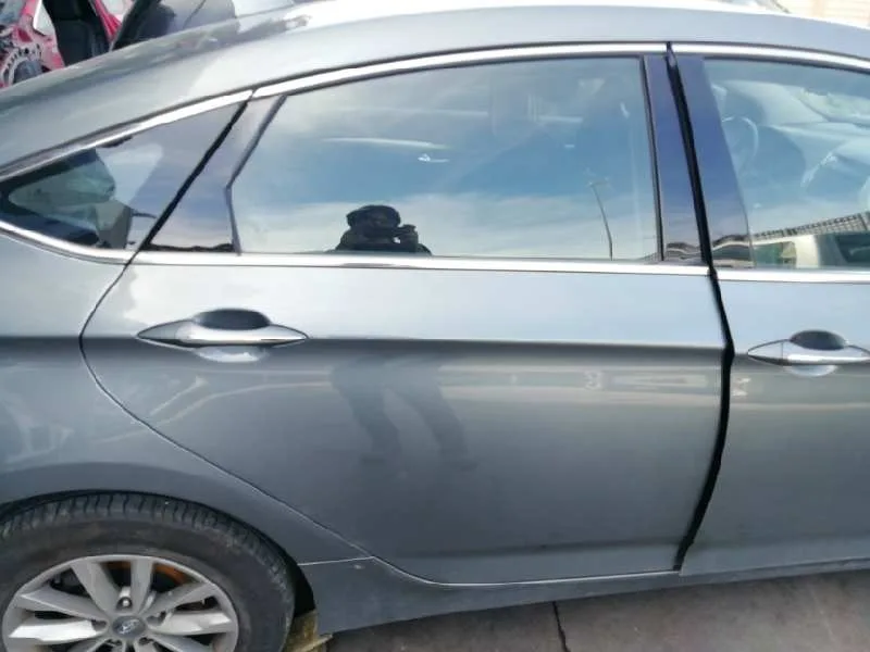 Puerta Trasera Derecha para Hyundai I40