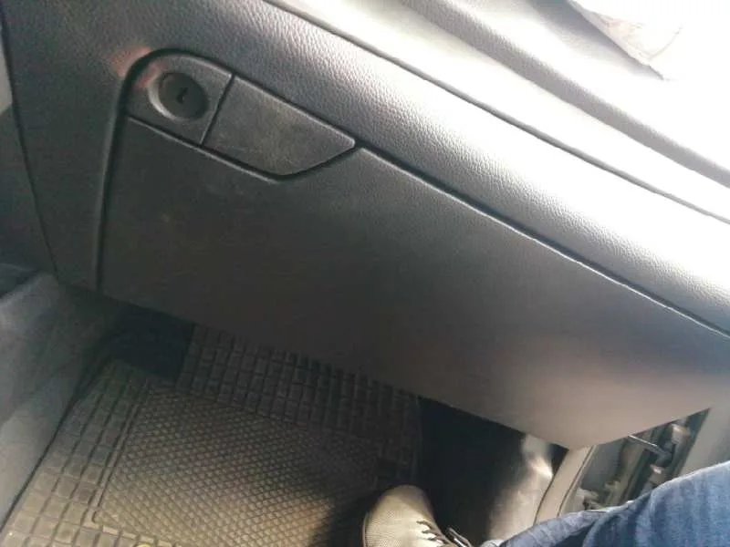 Guantera para Hyundai I40