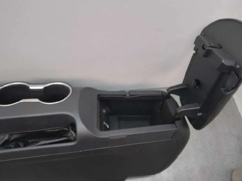 Apoyabrazos Central para Ford Mustang