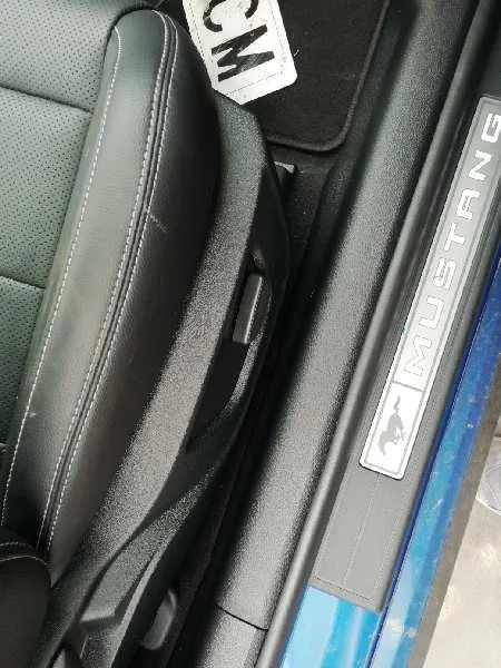 Juego Asientos Completo para Ford Mustang