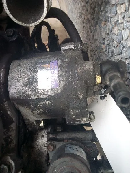 Depresor Freno / Bomba Vacio para Toyota Corolla (E12)