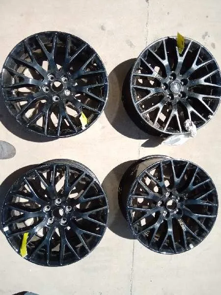 Juego Llantas para Ford Mustang
