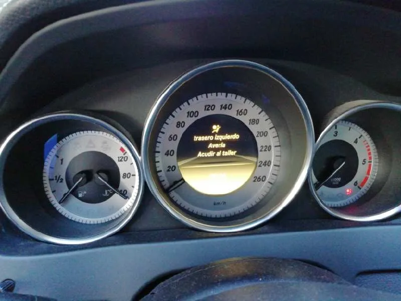 Cuadro Instrumentos para Mercedes-Benz Clase C (W204) Berlina