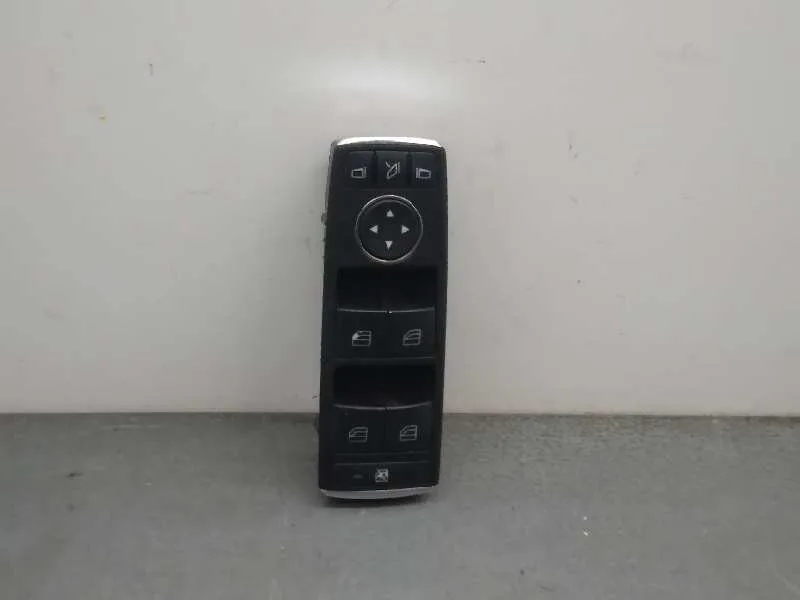 Mando Elevalunas Delantero Izquierdo para Mercedes-Benz Clase C (W204) Berlina