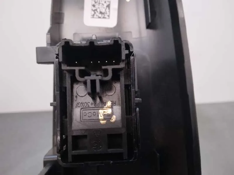 Mando Elevalunas Delantero Derecho para Ford Mustang