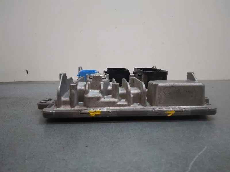 Centralita Motor Uce para Opel Astra K Lim. 5Türig