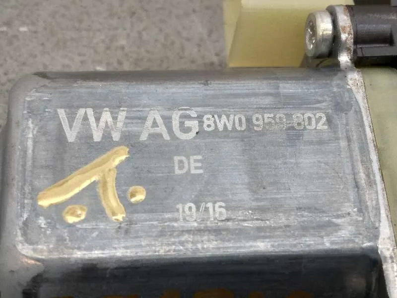 Motor Elevalunas Delantero Izquierdo para Audi Q7 (4M)