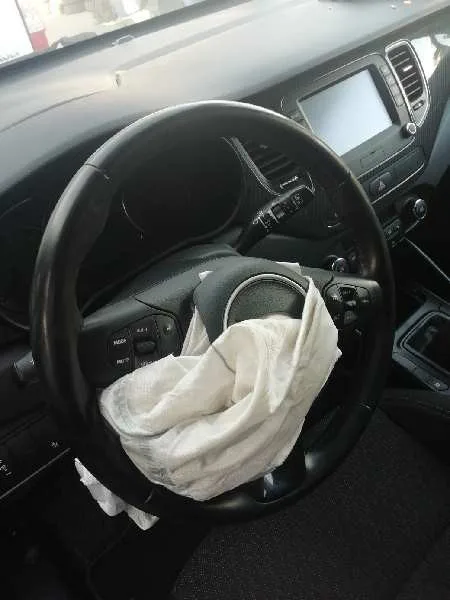 Volante para Kia Carens ( )