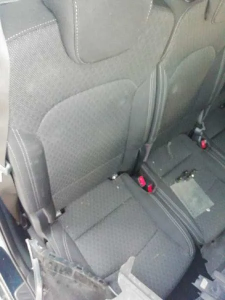 Asientos Trasero Derecho para Kia Carens ( )