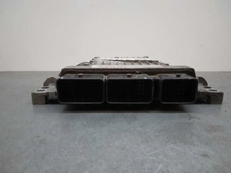 Centralita Motor Uce para Renault Megane Ii Coupe/Cabrio
