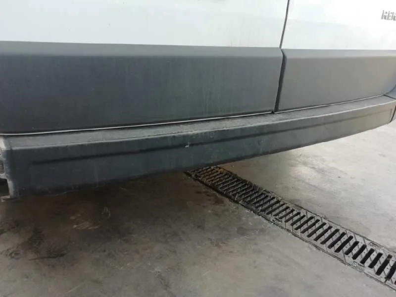 Paragolpes Trasero para Renault Master Kasten