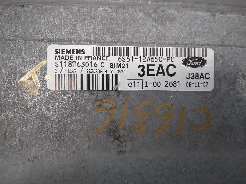Centralita Motor Uce para Ford Fiesta (Cbk)