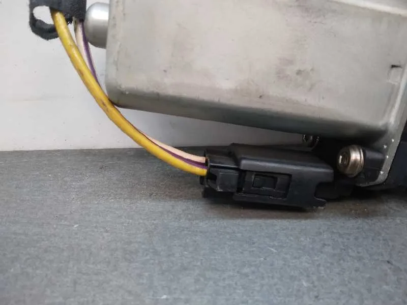 Motor Elevalunas Delantero Derecho para Ford Fiesta (Cbk)