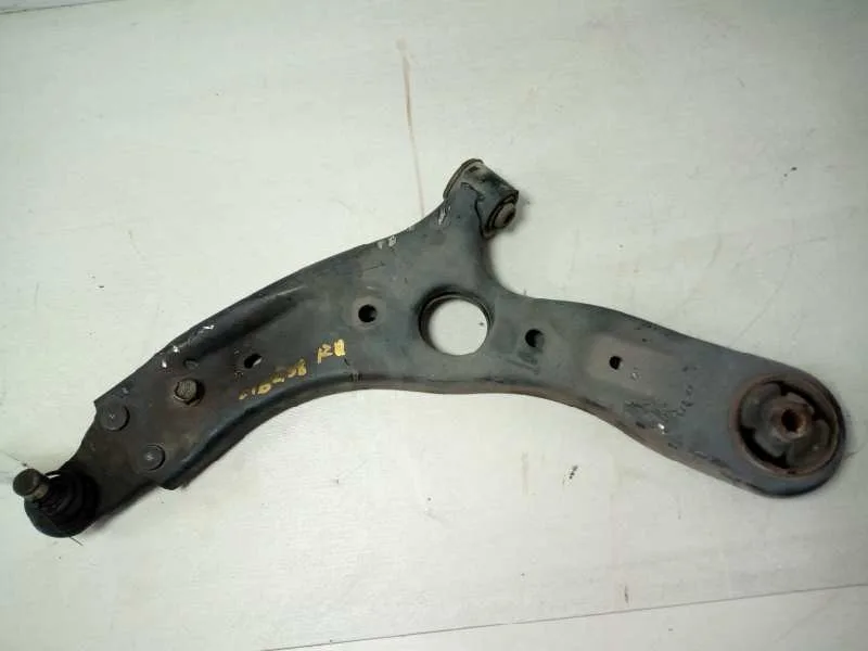 Brazo Suspension Inferior Delantero Izquierdo para Kia Carens ( )