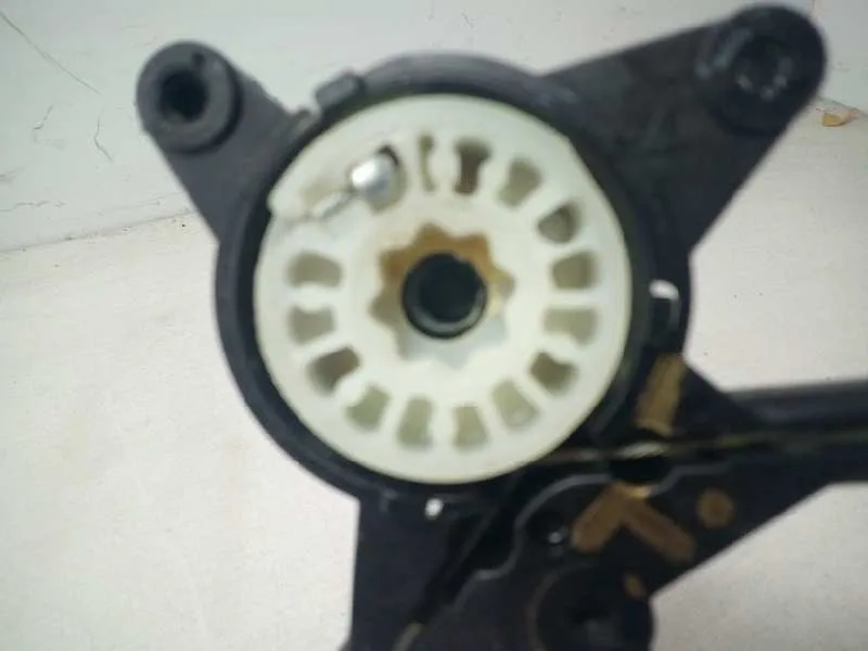 Elevalunas Trasero Derecho para Mazda 5 Berl. (Cr)